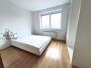 Pronájem bytu 2+kk, Jihlava, U Dlouhé stěny, 46 m2