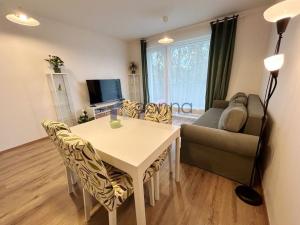 Pronájem bytu 2+kk, Praha, Zlochova, 62 m2