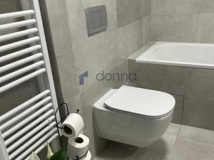 Pronájem bytu 2+kk, Praha, Zlochova, 62 m2