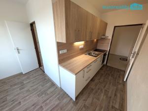 Prodej bytu 2+1, Holýšov, Pod Makovým vrchem, 63 m2