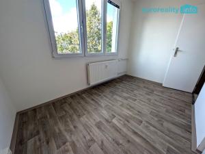 Prodej bytu 2+1, Holýšov, Pod Makovým vrchem, 63 m2