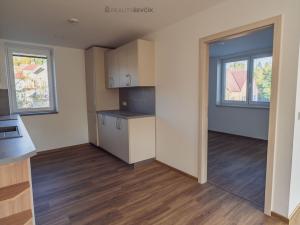 Pronájem bytu 3+kk, Hluboká nad Vltavou, Husova, 77 m2