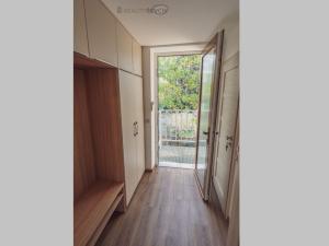 Pronájem bytu 3+kk, Hluboká nad Vltavou, Husova, 77 m2