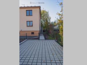 Pronájem bytu 3+kk, Hluboká nad Vltavou, Husova, 77 m2