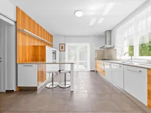 Prodej vily, Valašské Meziříčí - Krásno nad Bečvou, Jiráskova, 300 m2