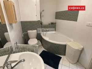 Pronájem bytu 1+kk, Zlín, Voženílkova, 46 m2