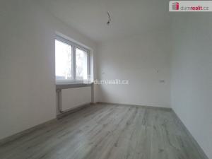 Pronájem bytu 2+1, Karlovy Vary - Doubí, Lesní, 63 m2