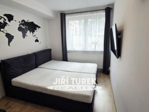 Pronájem bytu 2+kk, Jince, Zborovská, 39 m2