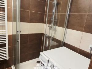 Pronájem bytu 2+kk, Jince, Zborovská, 39 m2