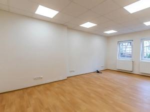 Prodej obchodního prostoru, Praha - Kobylisy, Klapkova, 246 m2
