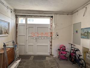 Prodej obchodního prostoru, Hustopeče, Dukelské nám., 185 m2