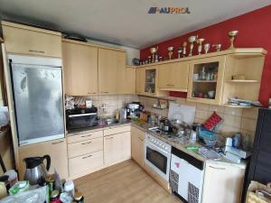 Prodej bytu 3+kk, Praha - Karlín, Molákova, 70 m2