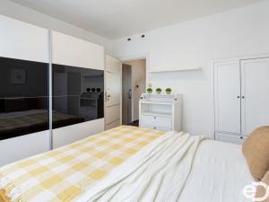Prodej bytu 2+1, Prachatice - Prachatice II, Pod Hradbami, 55 m2