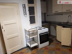 Pronájem bytu 2+kk, Praha - Holešovice, Jankovcova, 57 m2