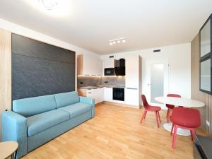 Pronájem bytu 1+kk, Praha - Modřany, Mezi vodami, 33 m2