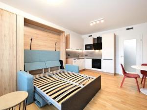Pronájem bytu 1+kk, Praha - Modřany, Mezi vodami, 33 m2