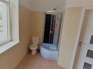 Pronájem bytu 2+kk, Dvůr Králové nad Labem, Havlíčkova, 67 m2