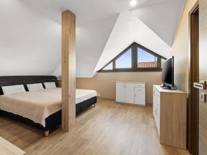Prodej rodinného domu, Hrádek, 281 m2