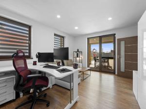 Prodej rodinného domu, Hrádek, 281 m2