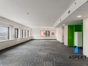 Pronájem kanceláře, Praha - Chodov, Líbalova, 456 m2