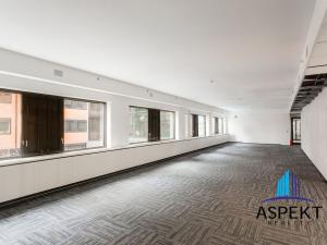 Pronájem kanceláře, Praha - Chodov, Líbalova, 456 m2