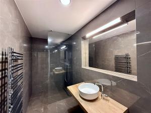 Pronájem bytu 1+1, Praha, Peckova, 38 m2
