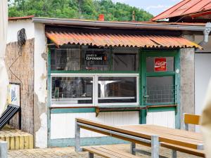 Prodej restaurace, Český Šternberk, 480 m2
