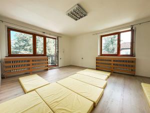 Pronájem rodinného domu, Praha - Újezd nad Lesy, Hulická, 160 m2