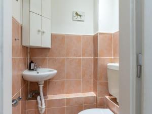 Pronájem bytu 2+kk, Praha - Libeň, U skládky, 51 m2