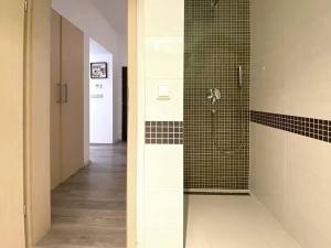 Pronájem bytu 3+kk, Praha - Střešovice, U střešovických hřišť, 95 m2