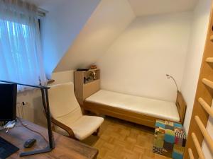 Prodej výrobních prostor, Herink, Radějovická, 838 m2