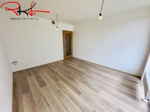 Prodej bytu 2+kk, Praha, Čakovická, 49 m2