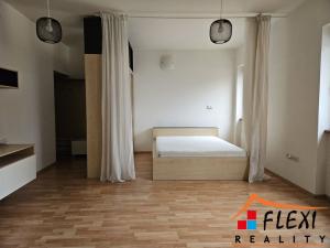 Pronájem bytu 1+kk, Frýdek-Místek, Hluboká, 44 m2