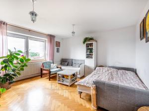 Prodej bytu 2+1, Trhové Sviny, Sídliště, 63 m2