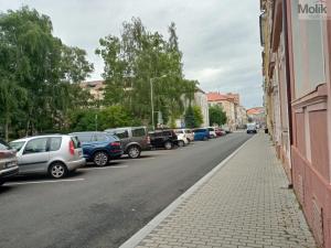 Pronájem bytu 1+1, Chomutov, náměstí Dr. Beneše, 48 m2