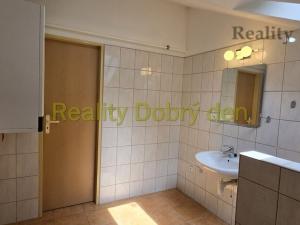 Pronájem bytu 2+1, Opava, Nádražní okruh, 77 m2