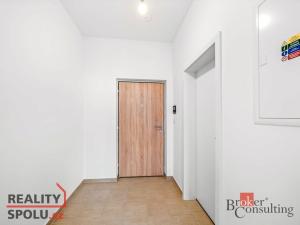 Prodej bytu 1+kk, Plzeň - Jižní Předměstí, Měděná, 36 m2