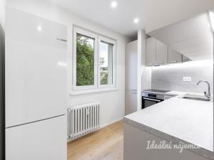 Pronájem bytu 2+1, Praha - Strašnice, Vrbčanská, 53 m2