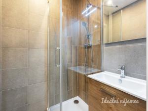 Pronájem bytu 2+1, Praha - Strašnice, Vrbčanská, 53 m2