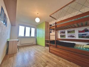 Pronájem bytu 3+kk, Nehodiv, 74 m2