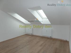 Pronájem bytu 2+1, Opava, Nákladní, 71 m2