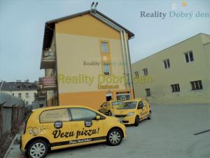 Pronájem bytu 2+1, Opava, Nákladní, 71 m2