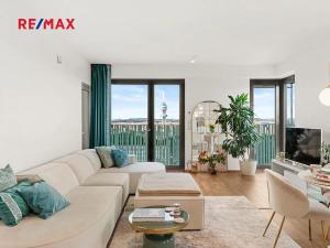 Pronájem bytu 2+kk, Praha - Žižkov, Olšanská, 71 m2