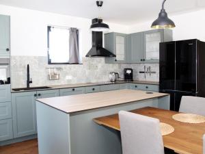 Prodej rodinného domu, Kamenice - Těptín, Tvrdá, 136 m2