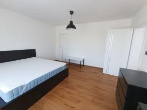Prodej rodinného domu, Kamenice - Těptín, Tvrdá, 136 m2