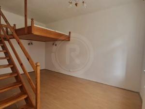 Pronájem bytu 1+1, České Budějovice, Nerudova, 27 m2