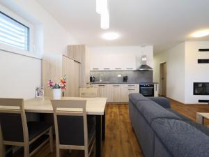 Prodej rodinného domu, Nové Hrady, Vilová čtvrť, 89 m2