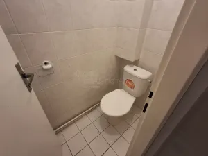 Pronájem kanceláře, Kolín, Karlovo náměstí, 31 m2