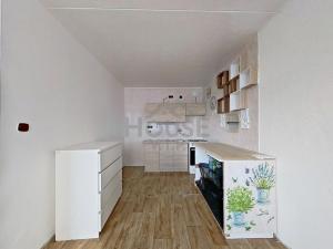 Prodej bytu 3+1, Kladno, Norská, 76 m2