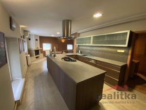 Prodej obchodního prostoru, Opava - Kylešovice, Lužická, 439 m2